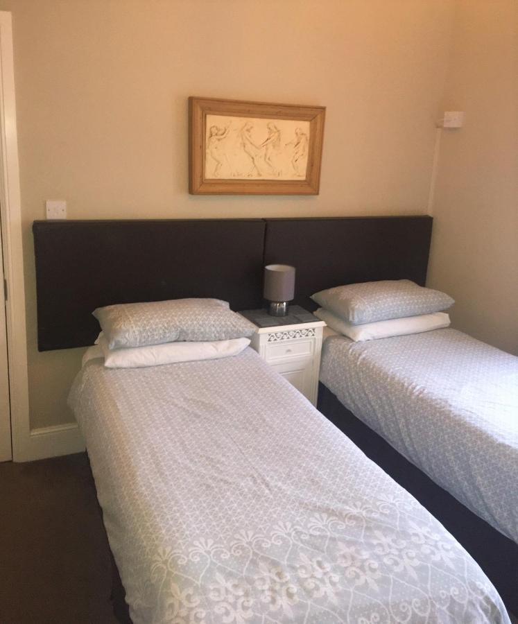 The Courtyard Guest House Great Yarmouth Bagian luar foto