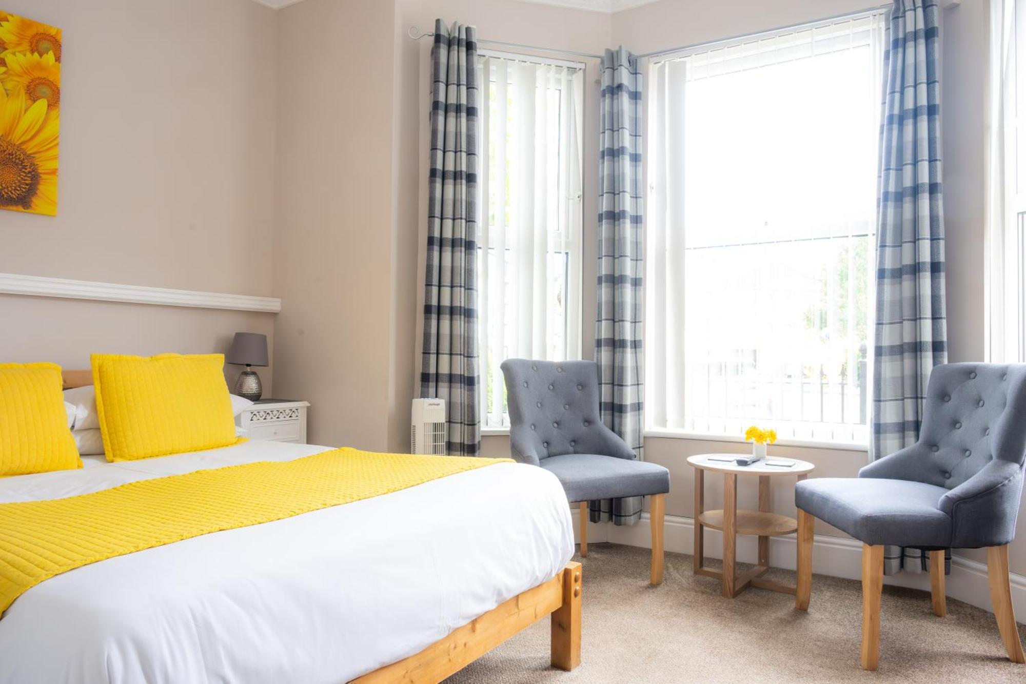 The Courtyard Guest House Great Yarmouth Bagian luar foto