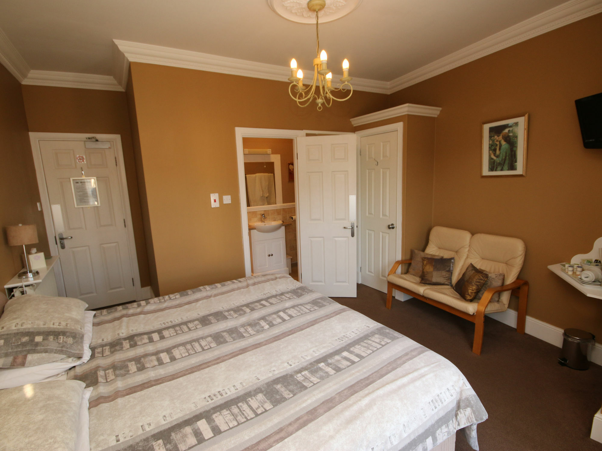 The Courtyard Guest House Great Yarmouth Bagian luar foto