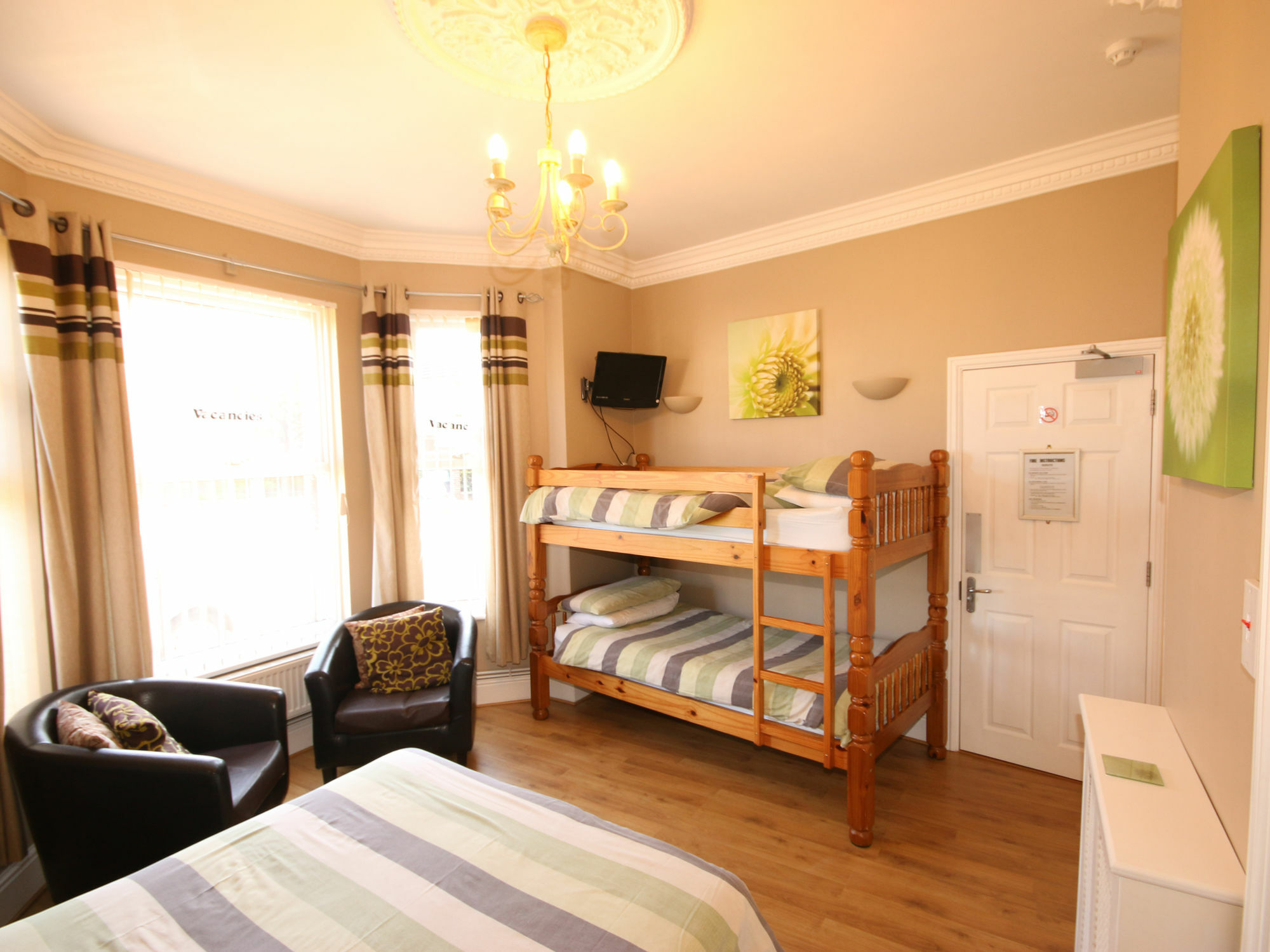 The Courtyard Guest House Great Yarmouth Bagian luar foto