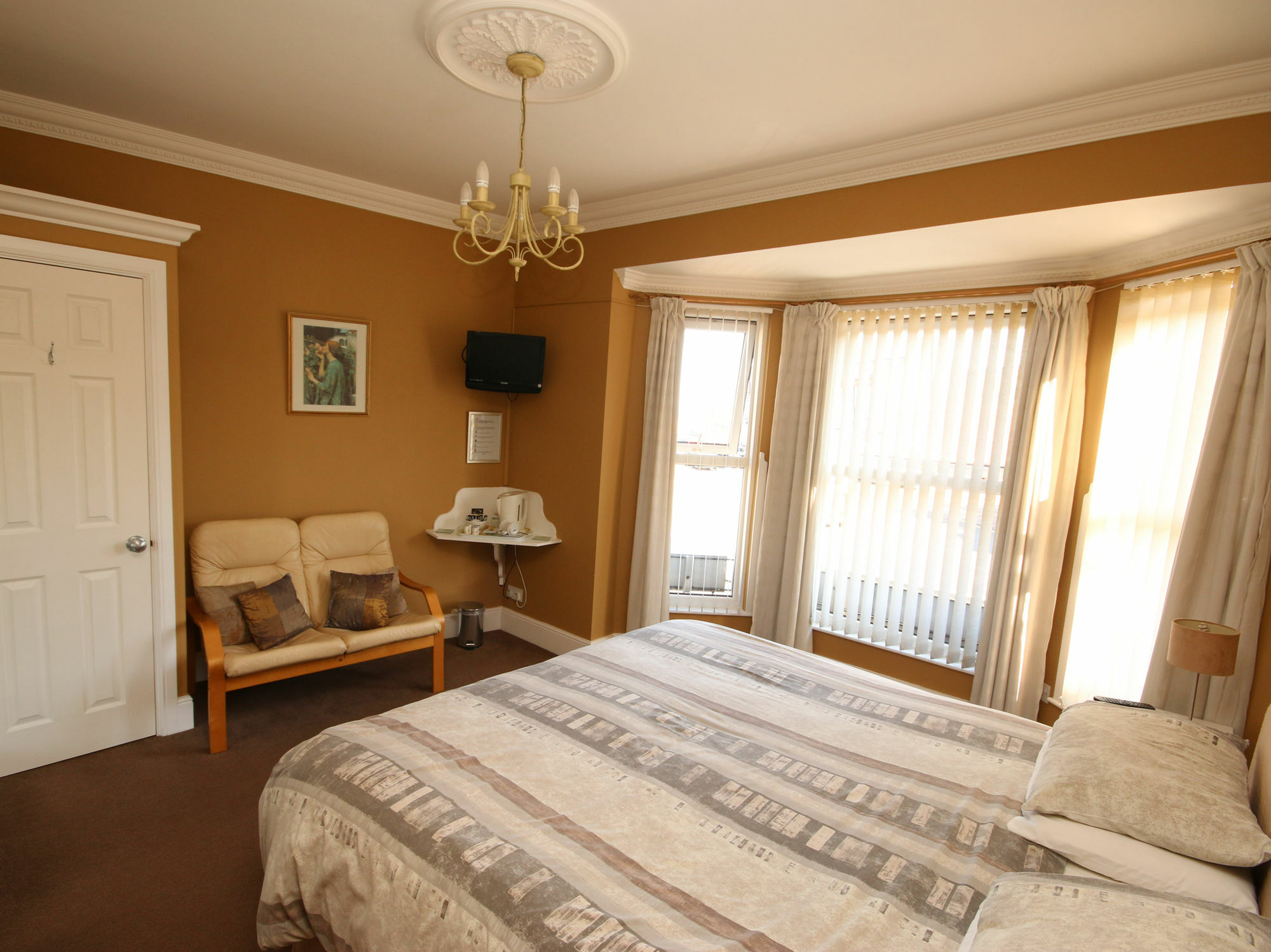 The Courtyard Guest House Great Yarmouth Bagian luar foto